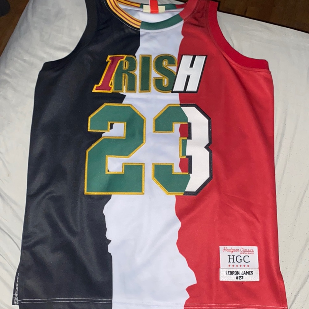 LeBron James Headgear’s classics jersey